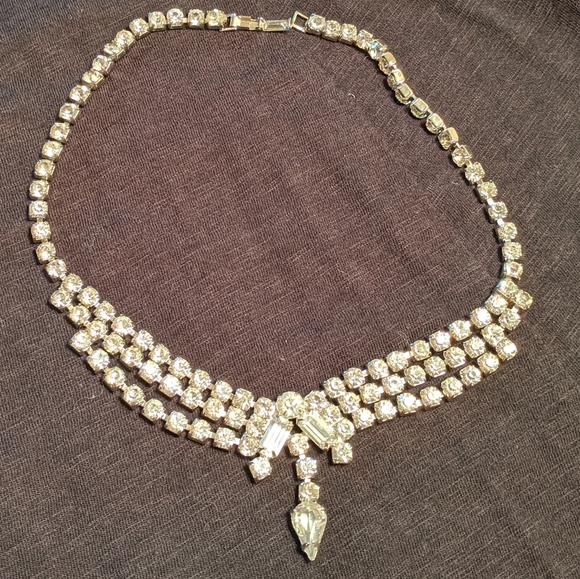 Super Glam Vintage Rhinestone Necklace - Picture 3 of 8
